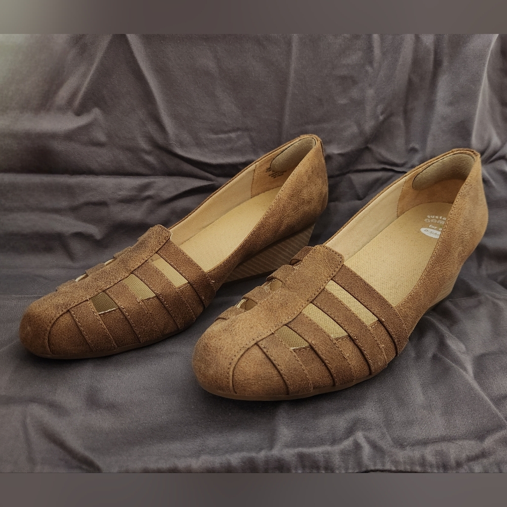 Size 11 Women's Doctor Scholls wedge